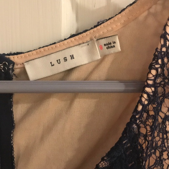 Lace bodycon - Picture 2 of 2